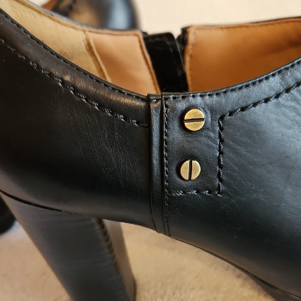 Clarks Artisan Black Leather Heel Booties with Side Zip - Picture 11 of 16